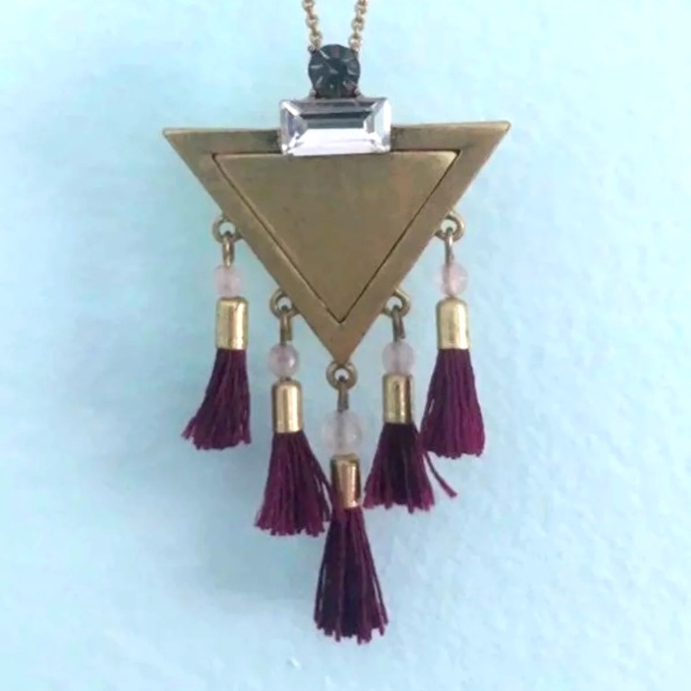 Loft adjustable tassel necklace